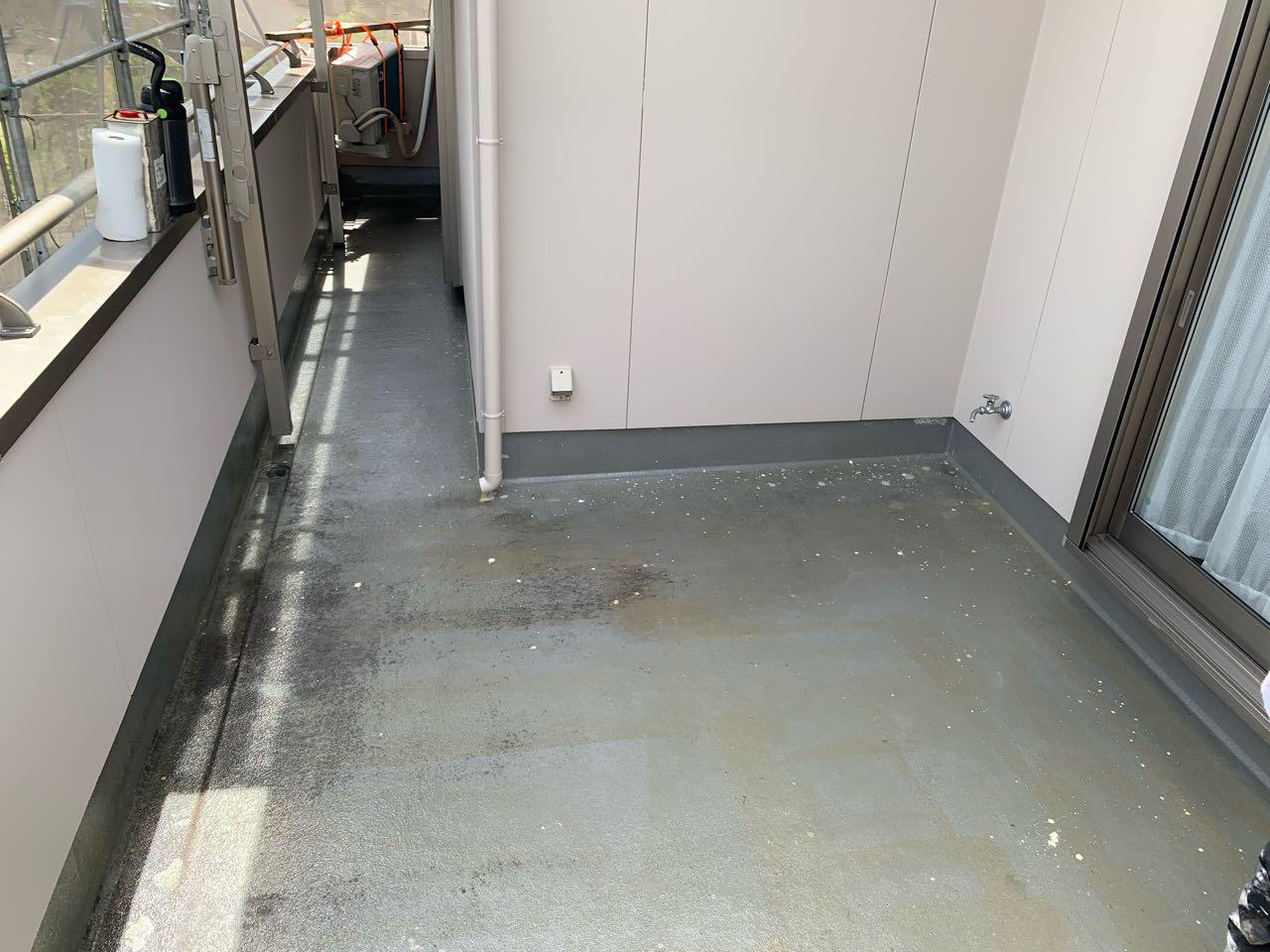 【防水工事】プライマー塗布