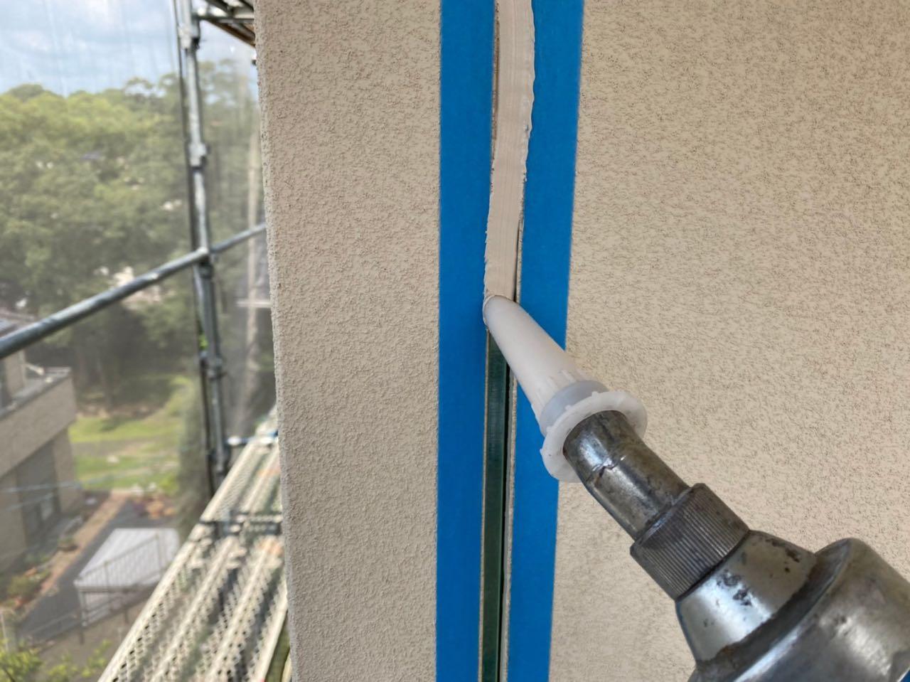 【シーリング工事】コーキング充填