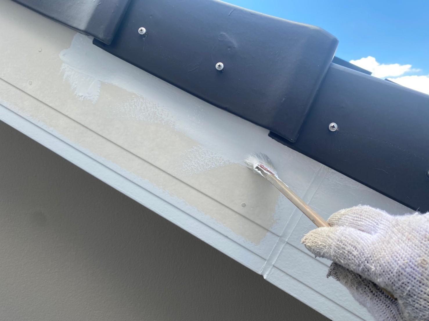 【破風・鼻隠し塗装】下塗り