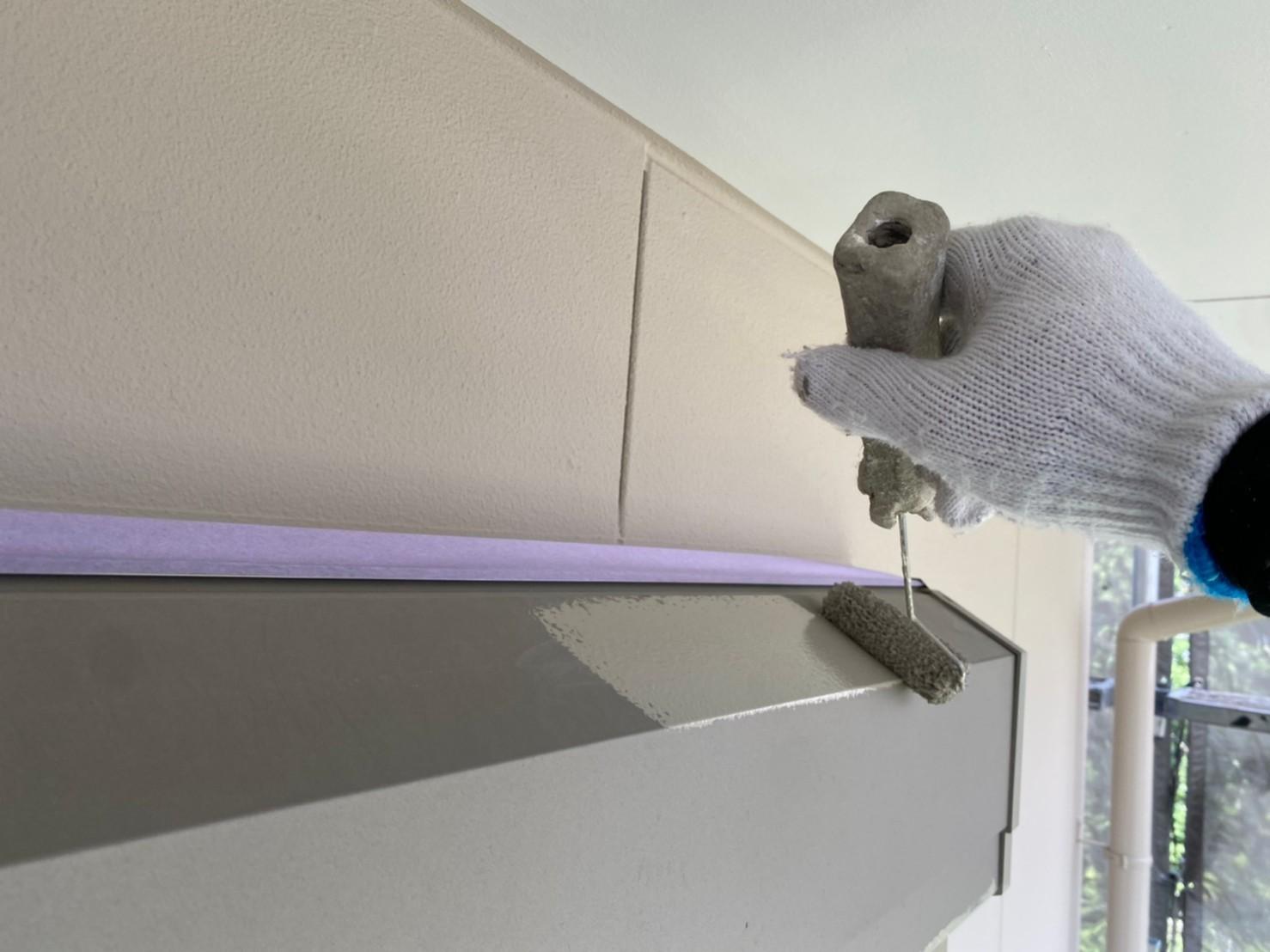 【シャッターボックス塗装】下塗り