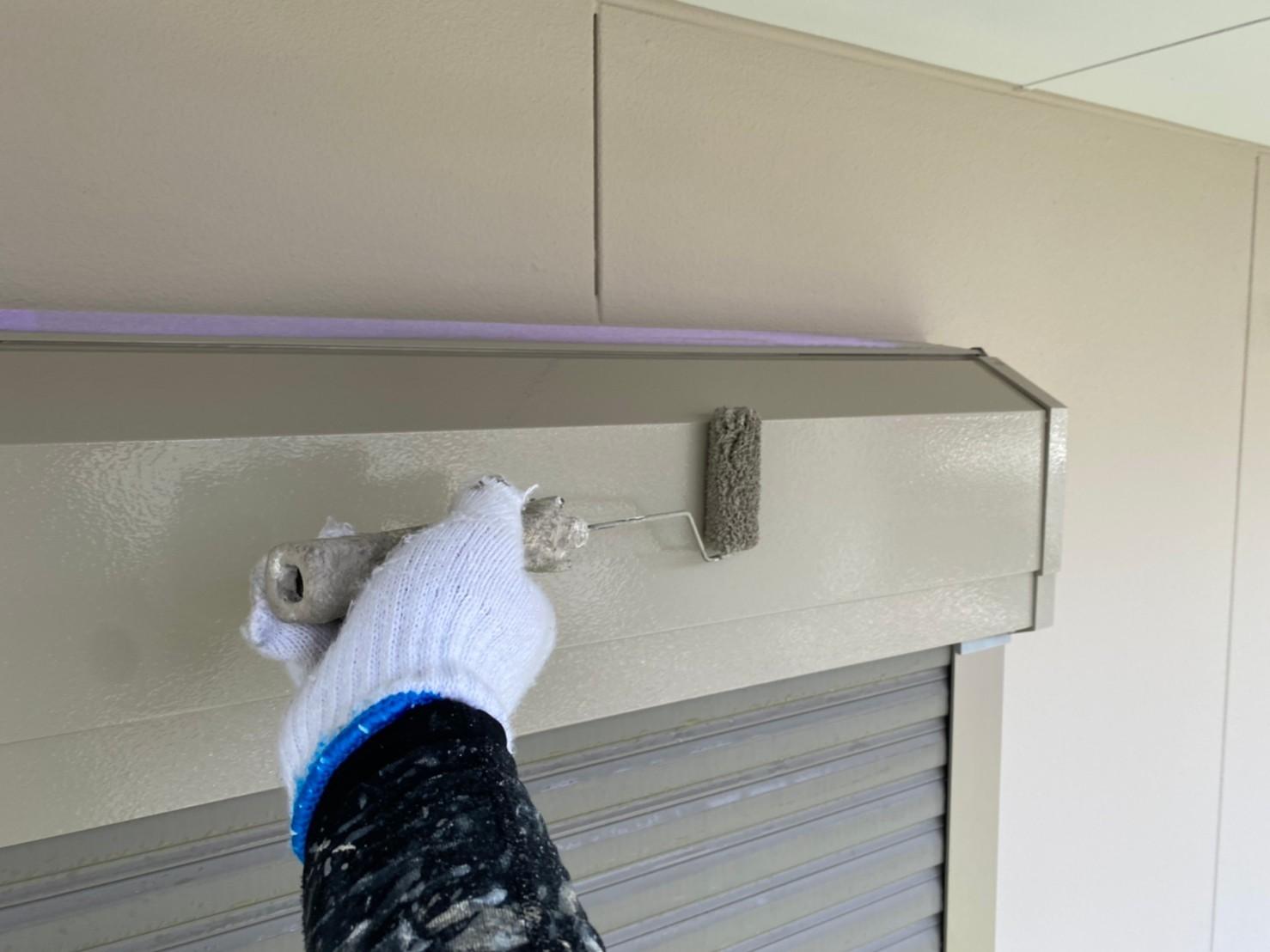 【シャッターボックス塗装】上塗り