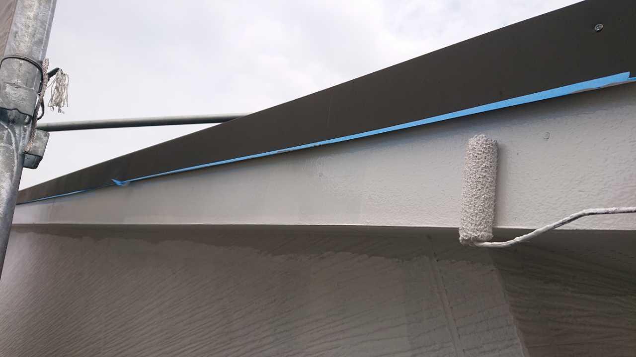 【破風・鼻隠し塗装】上塗り