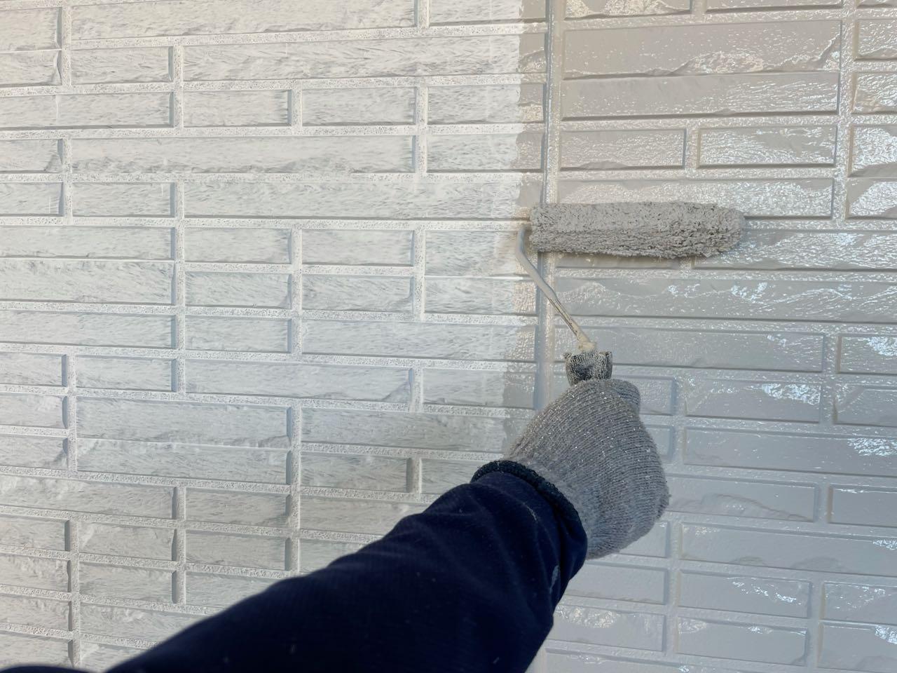 【外壁塗装1】中塗り