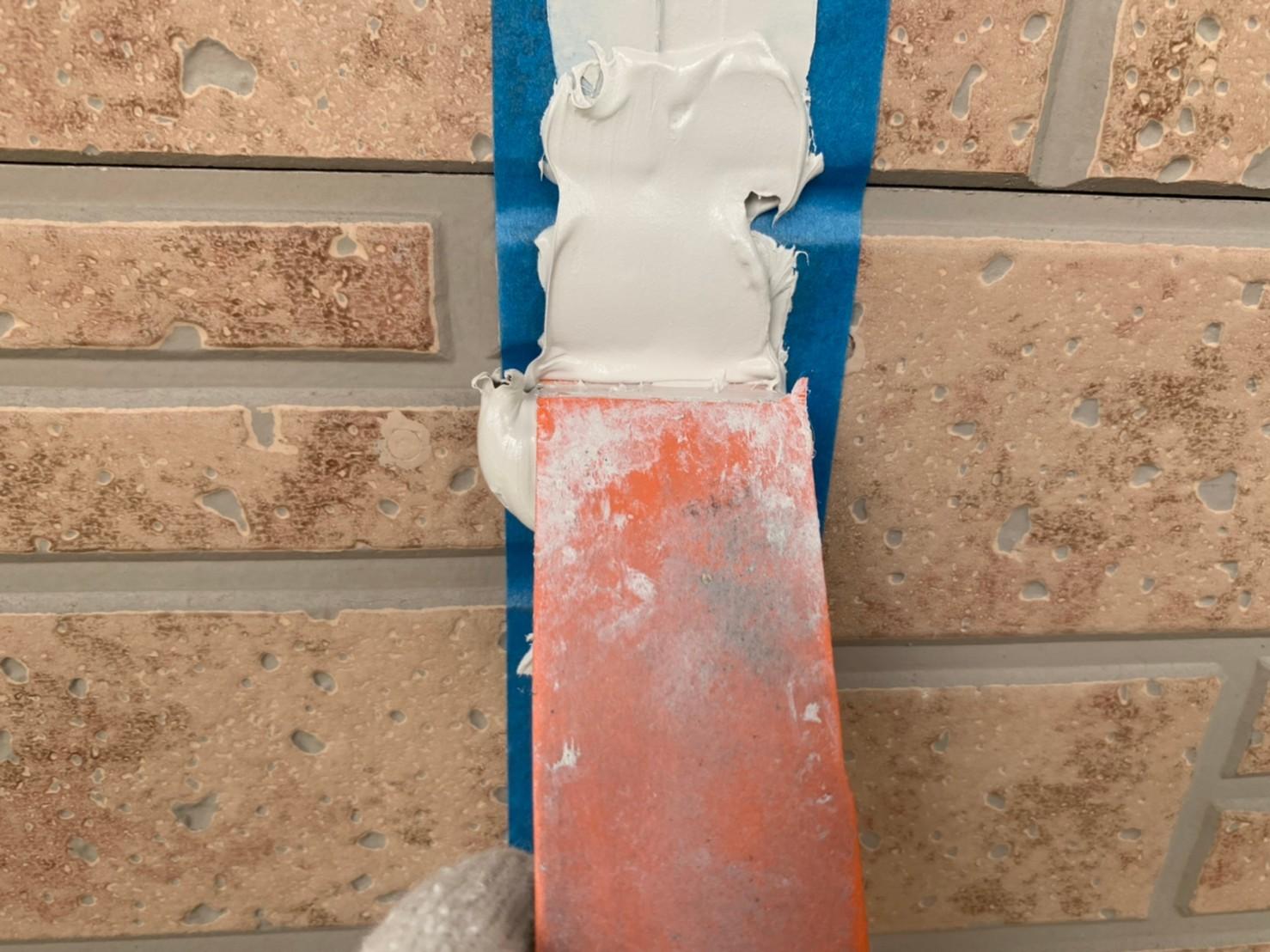 【シーリング工事】ヘラ押さえ