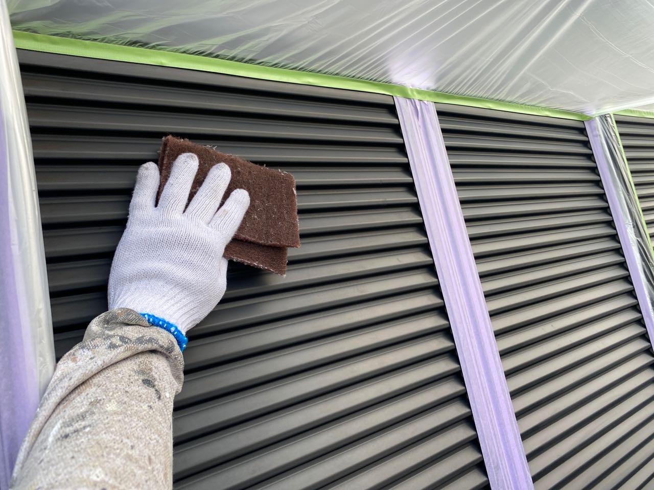 【雨戸塗装】ケレン作業