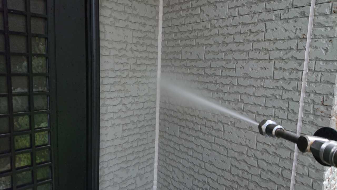 【外壁洗浄】バイオ洗剤塗布