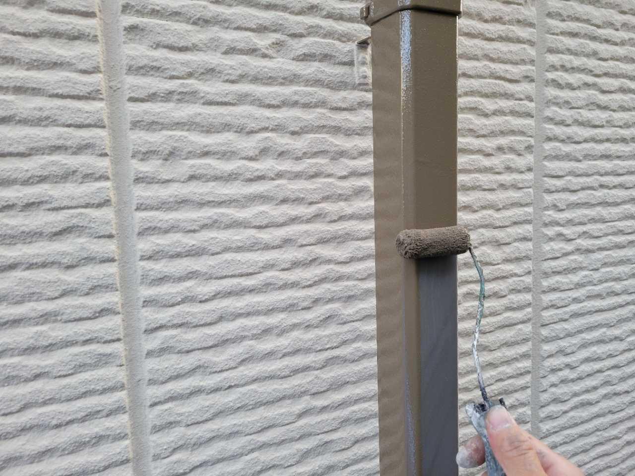 【雨樋塗装】下塗り