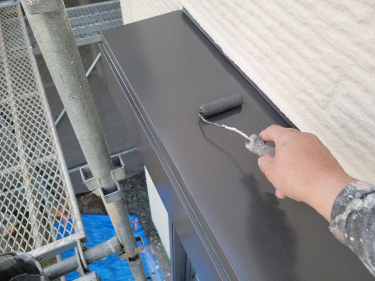 【シャッターボックス塗装】上塗り