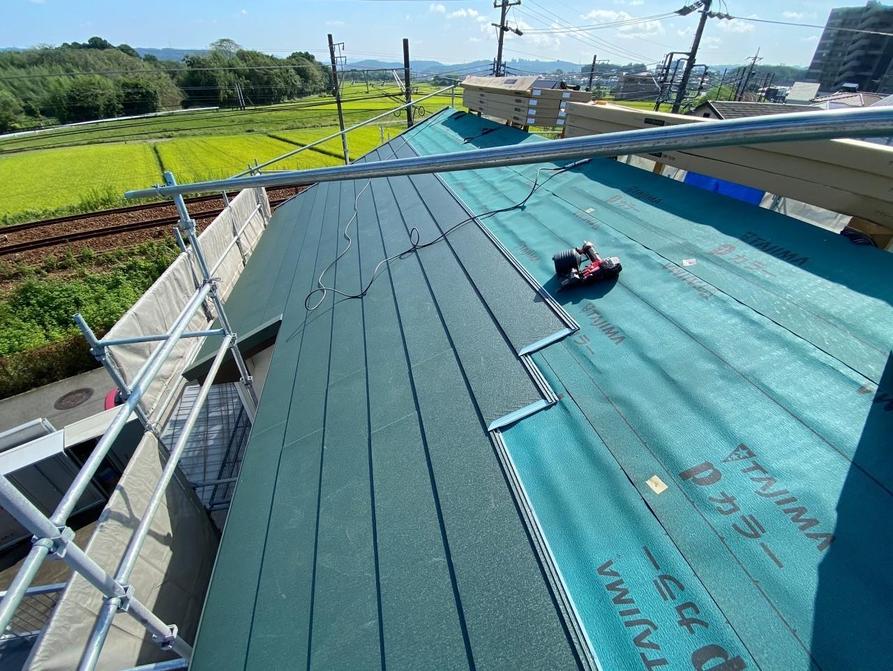 【屋根板金工事】屋根本体施工1