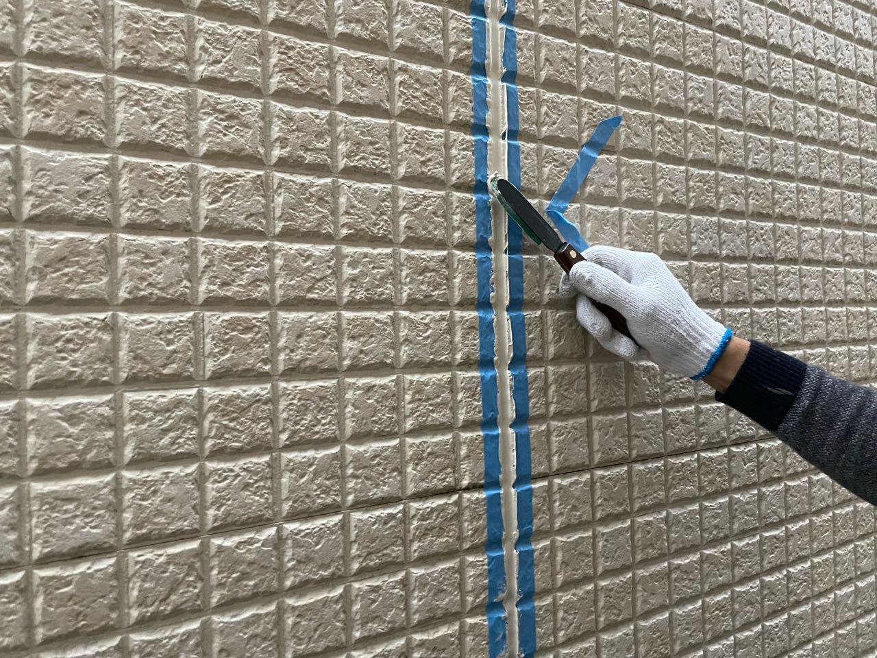 【シーリング工事】ヘラ押さえ