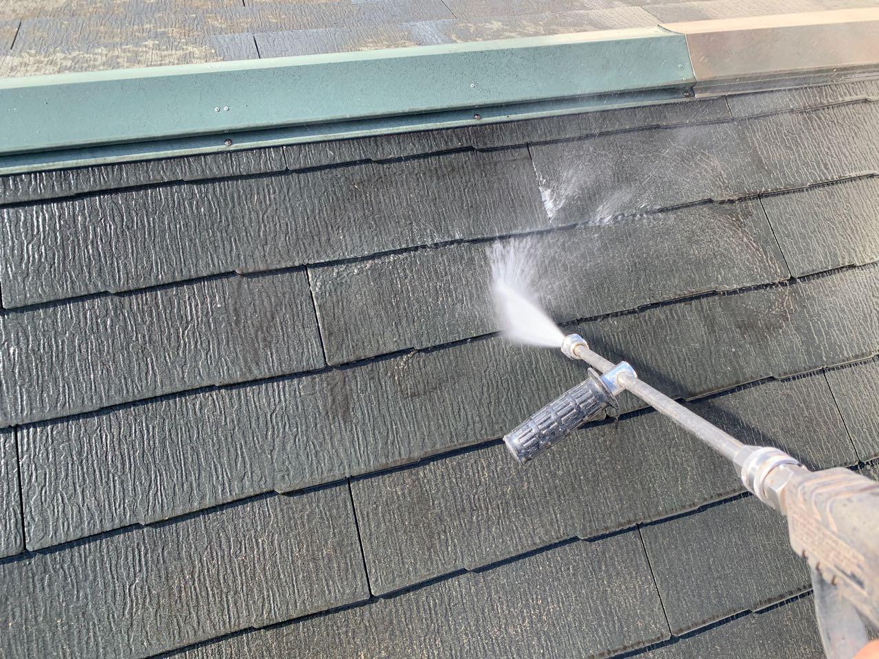 【屋根洗浄】高圧水洗浄