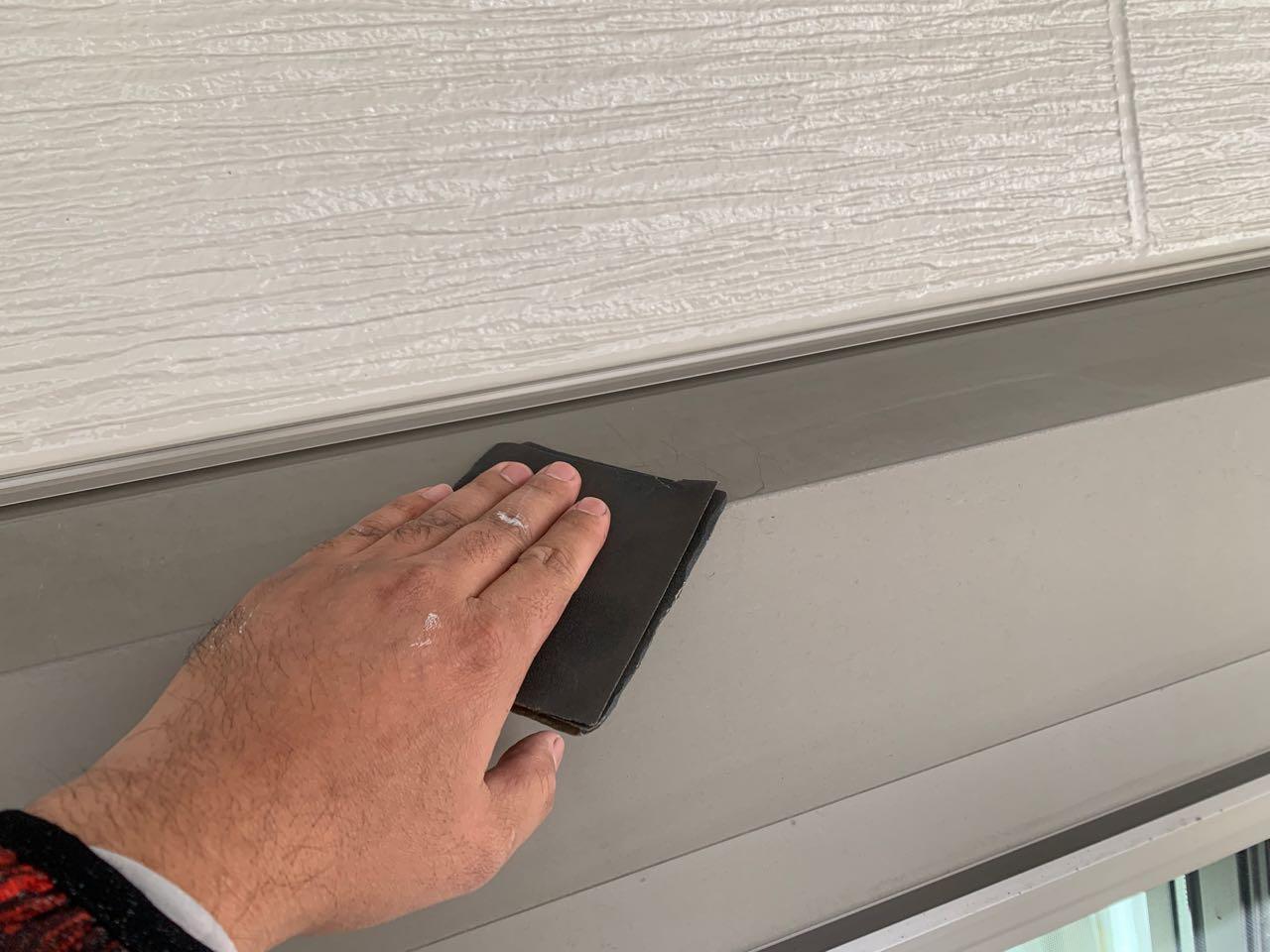 【シャッターボックス塗装】ケレン作業