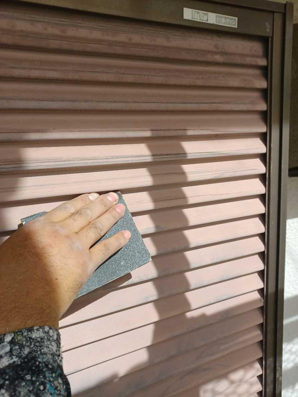 【雨戸塗装】ケレン作業