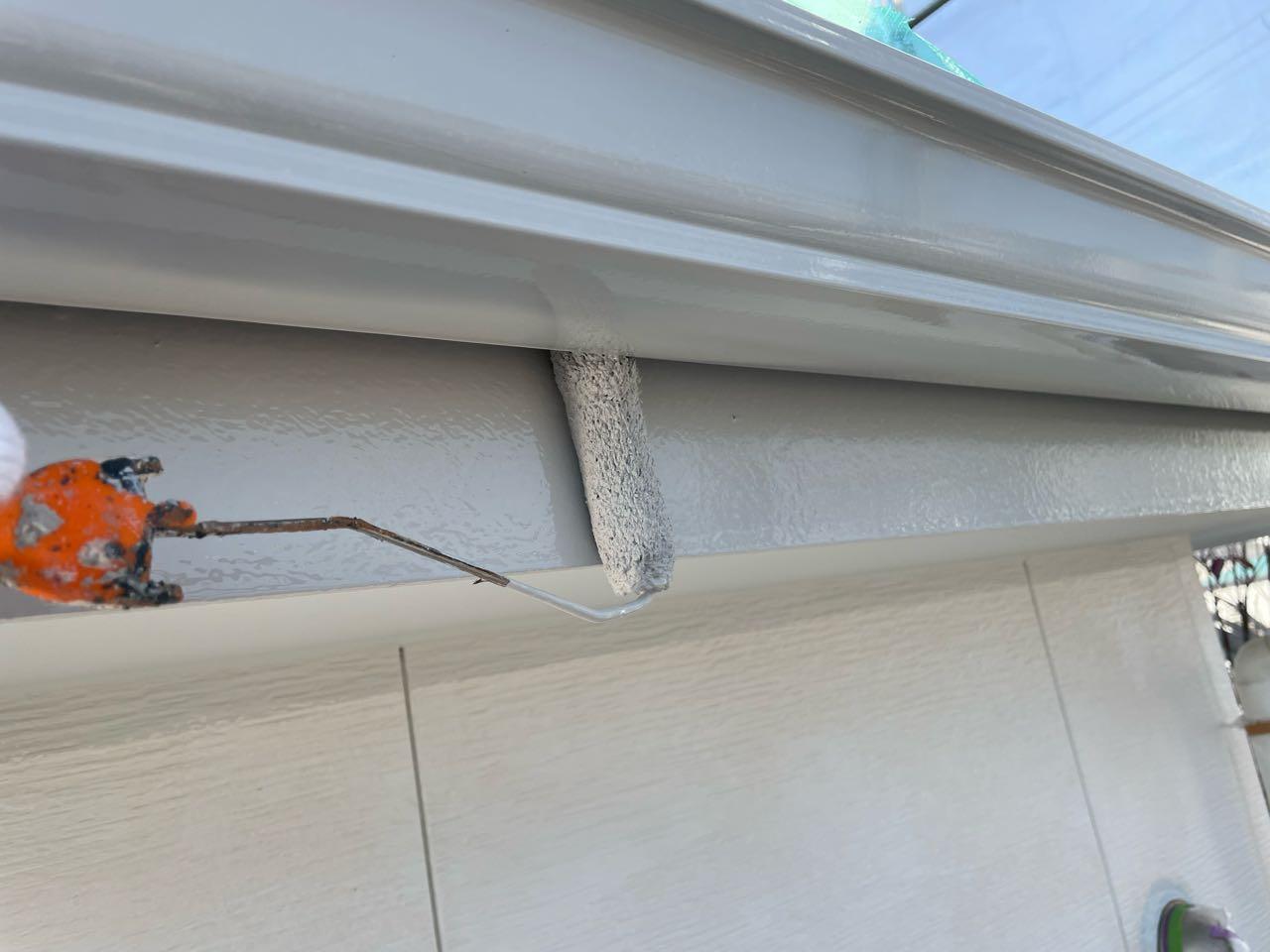 【破風・鼻隠し塗装】上塗り