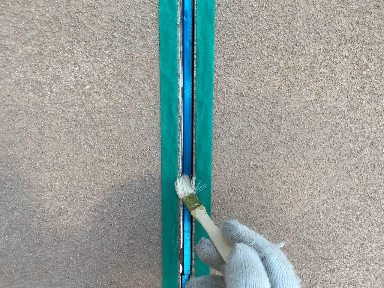 【シーリング工事】プライマー処理