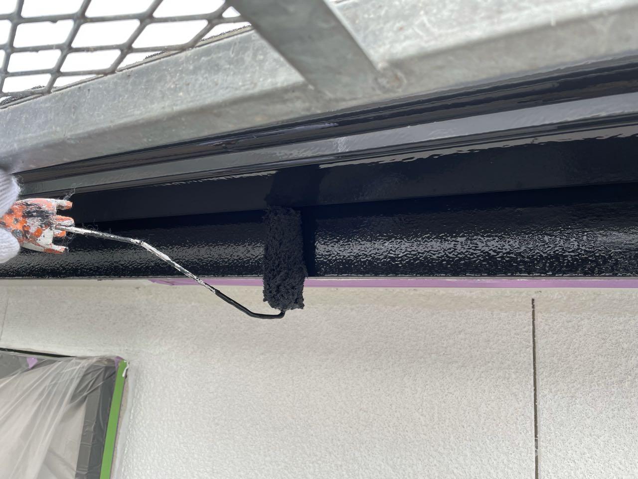 【破風・鼻隠し塗装】上塗り