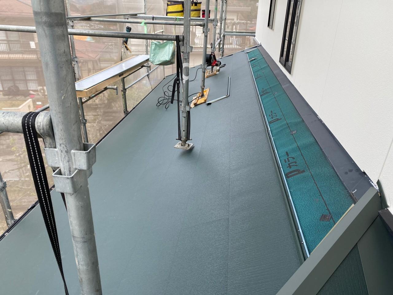 【屋根板金工事】屋根本体施工2