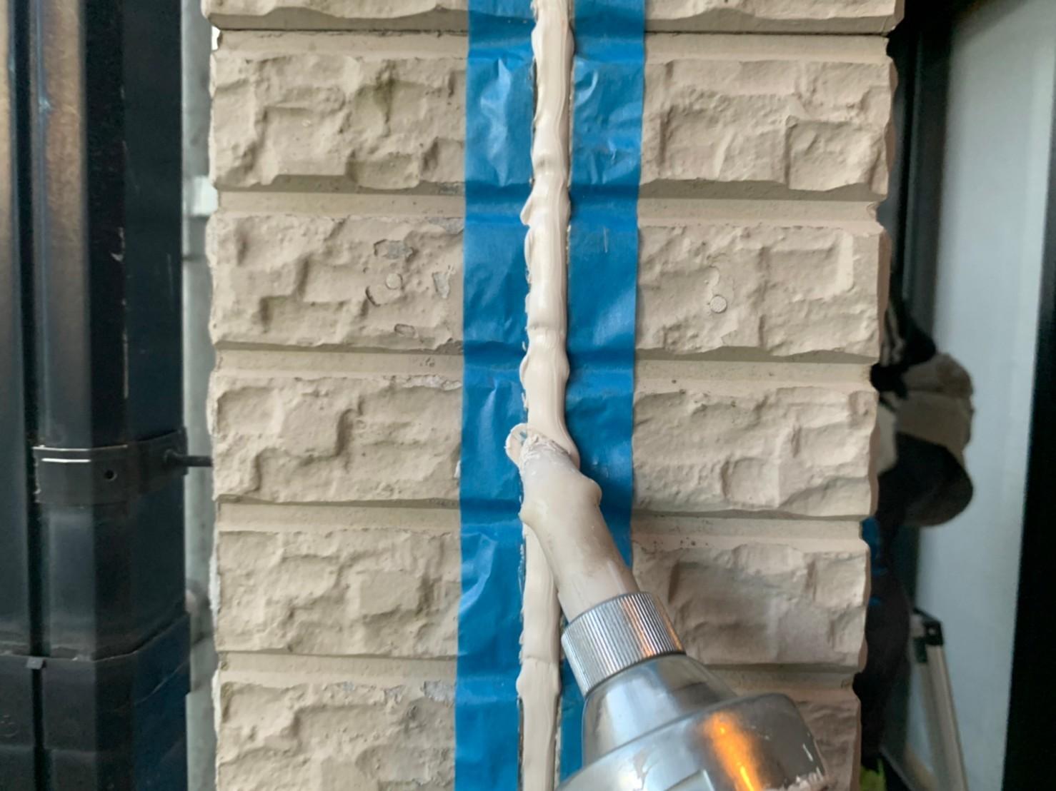 【シーリング工事】コーキング充填