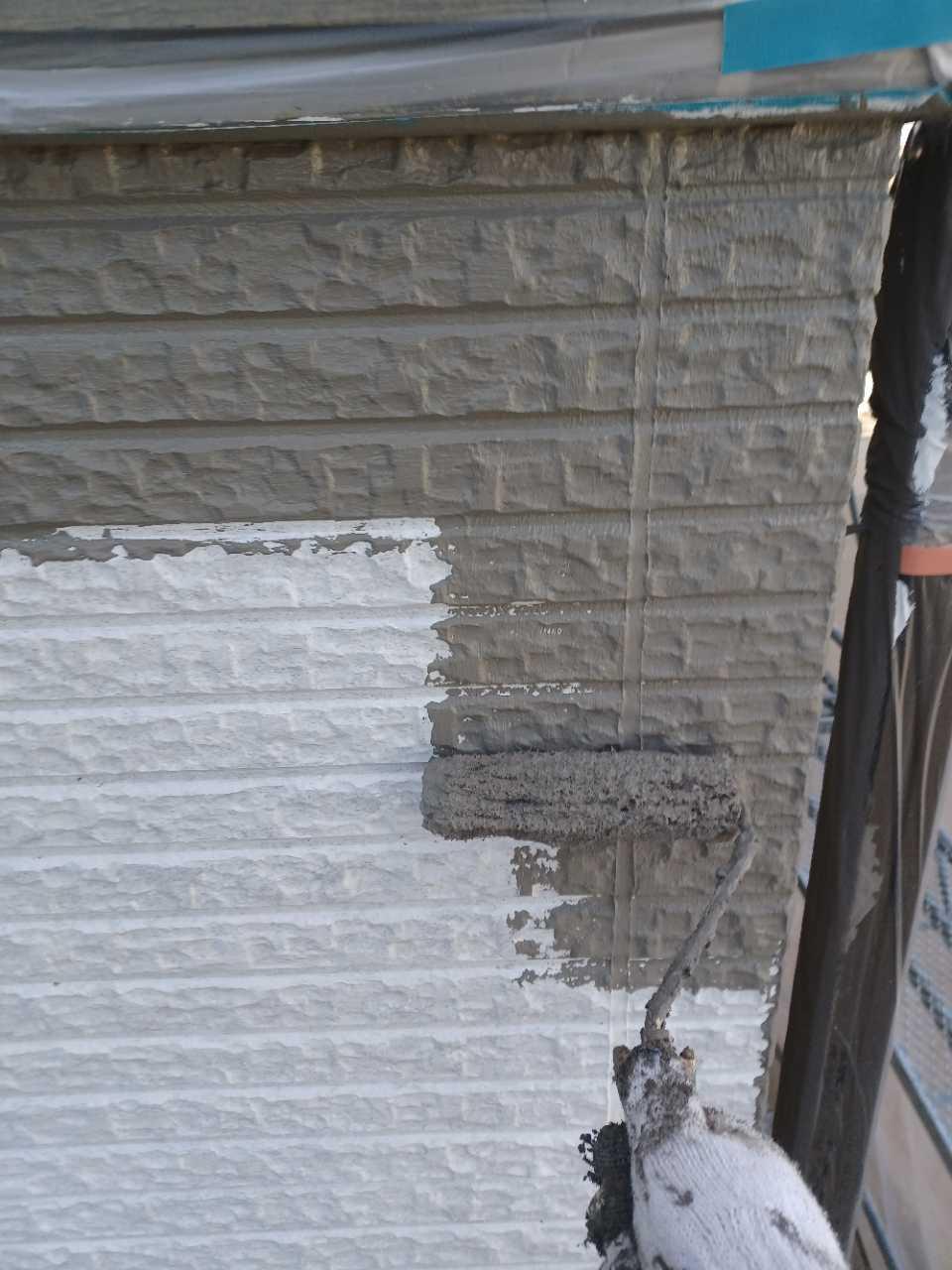 【外壁塗装2】中塗り