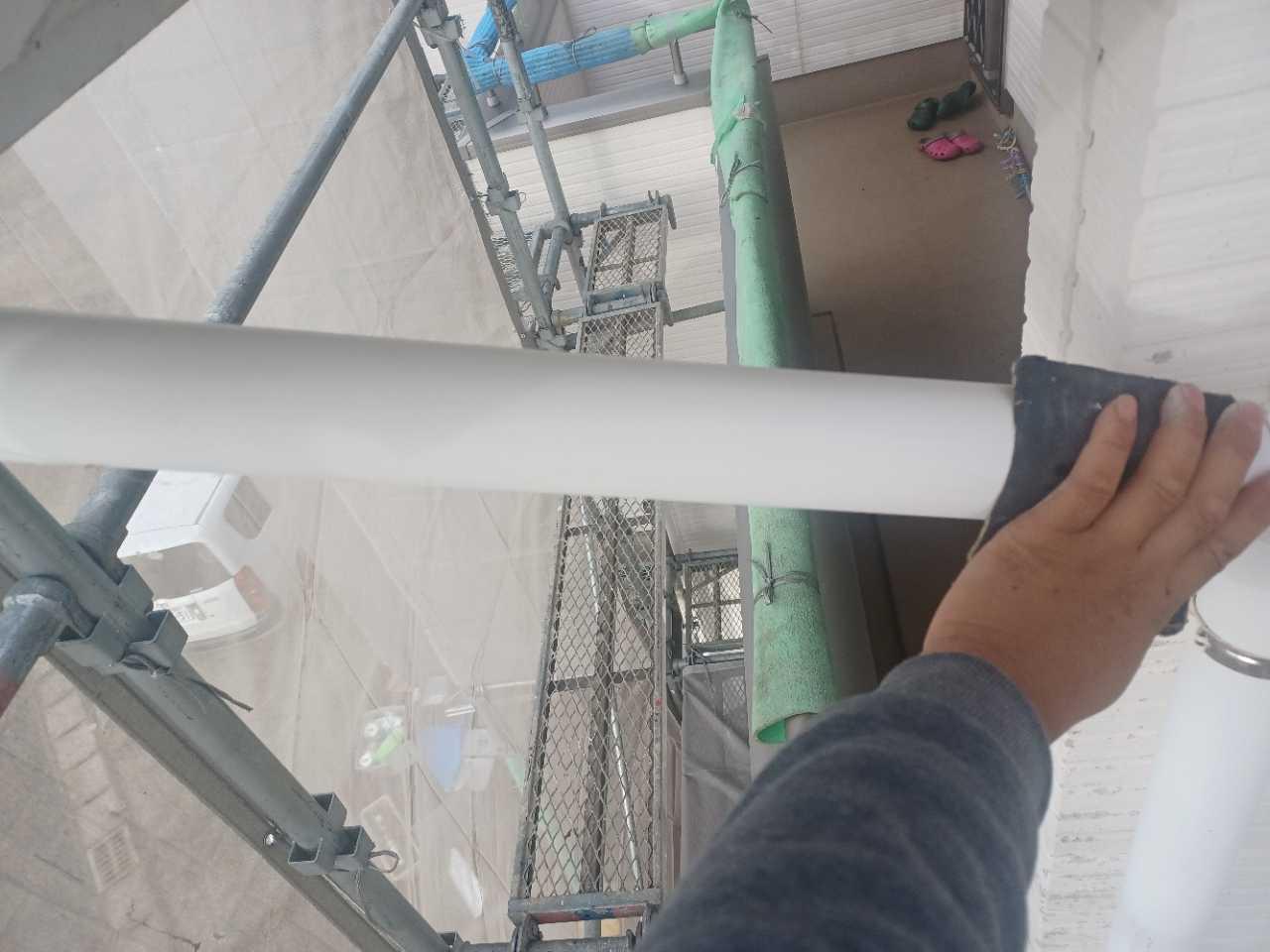 【雨樋塗装】ケレン作業