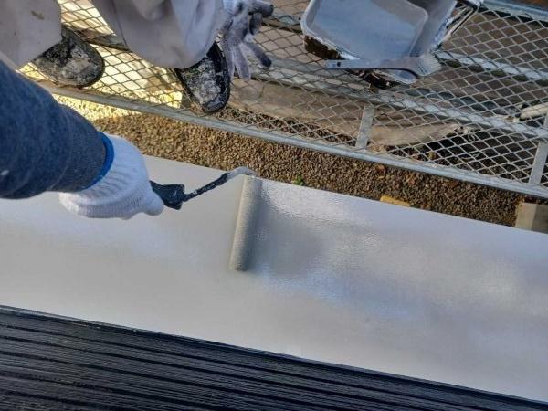 【庇塗装】上塗り