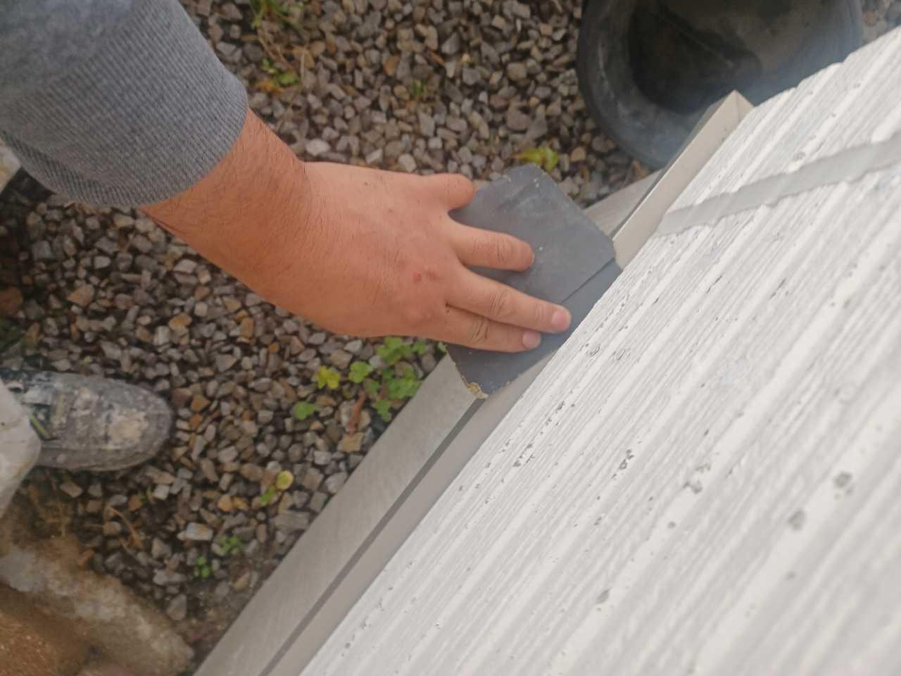 【水切り塗装】ケレン作業