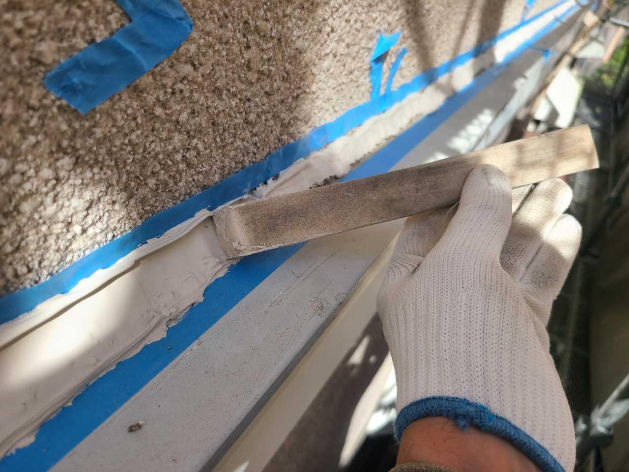 【シーリング工事】ヘラ押さえ