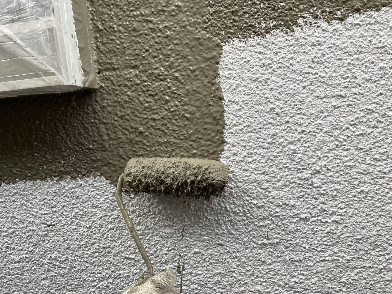 【外壁塗装2】中塗り