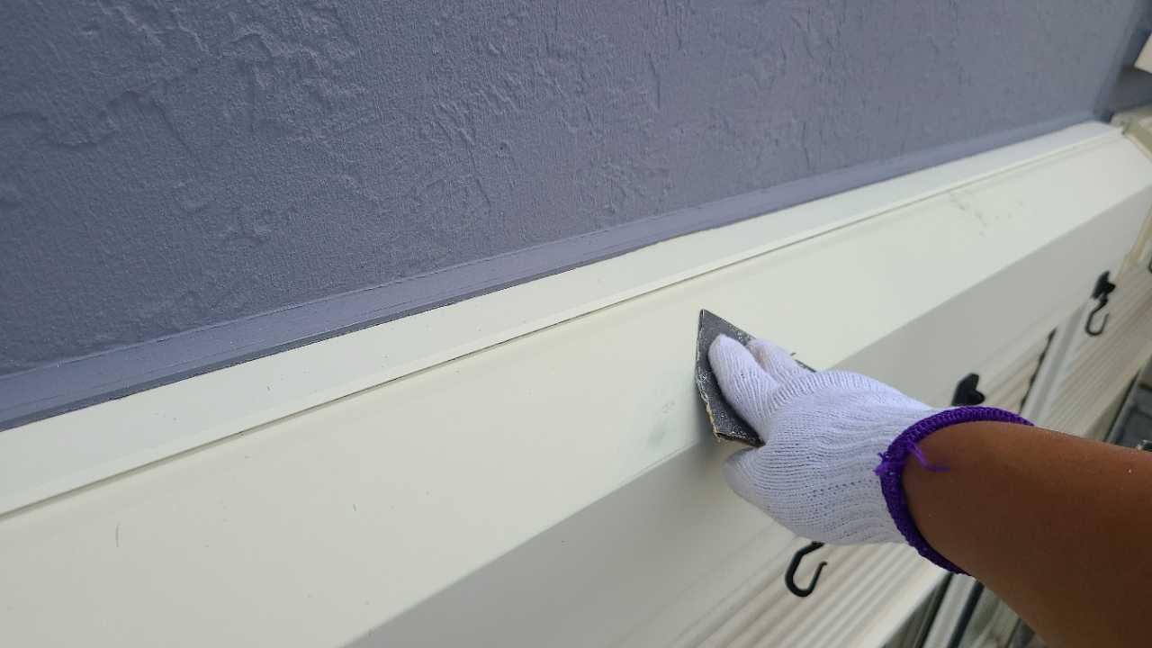 【シャッターボックス塗装】ケレン作業