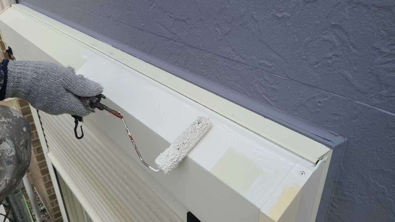 【シャッターボックス塗装】下塗り