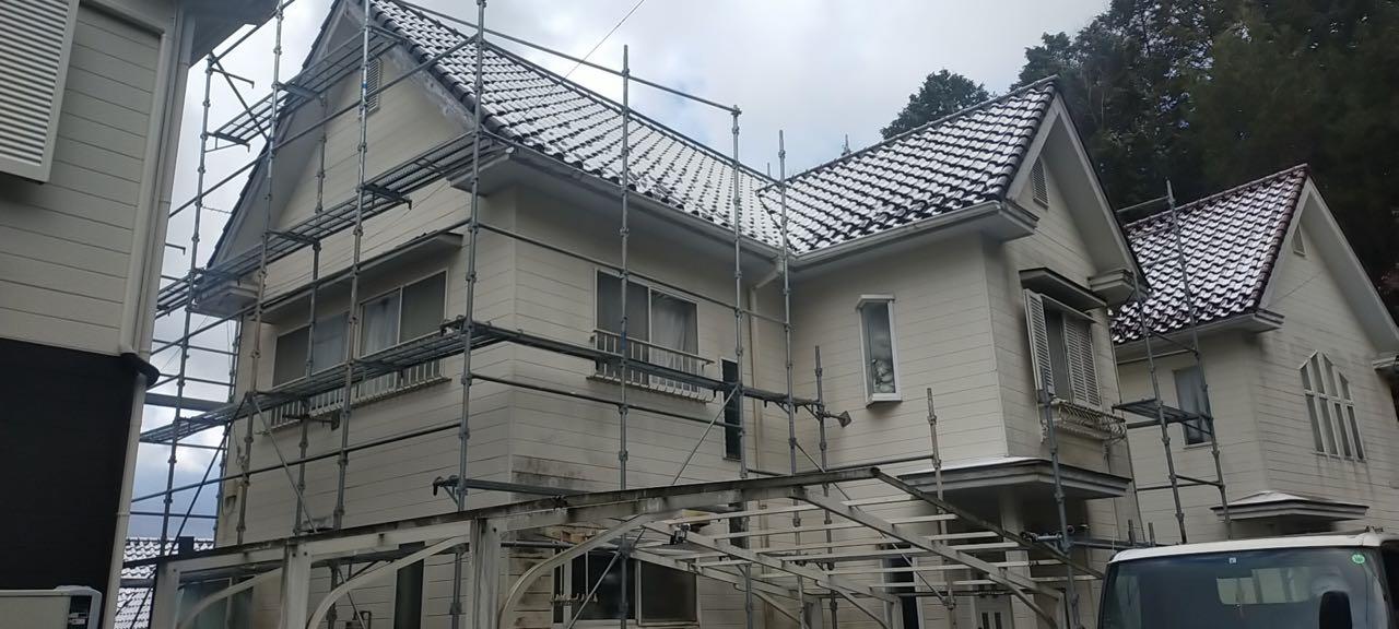 【足場設置工事】設置中