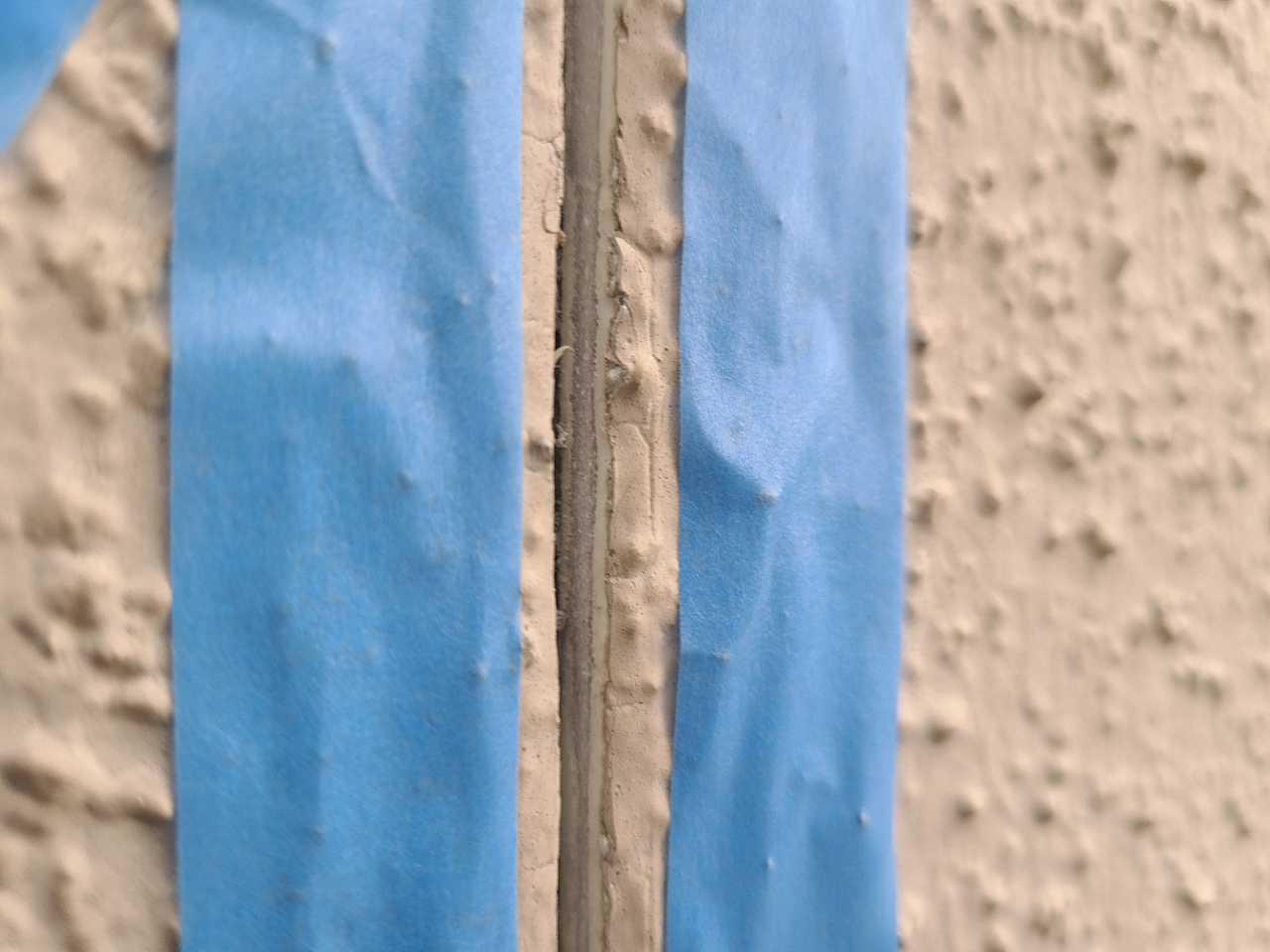 【シーリング工事】マスキング貼り