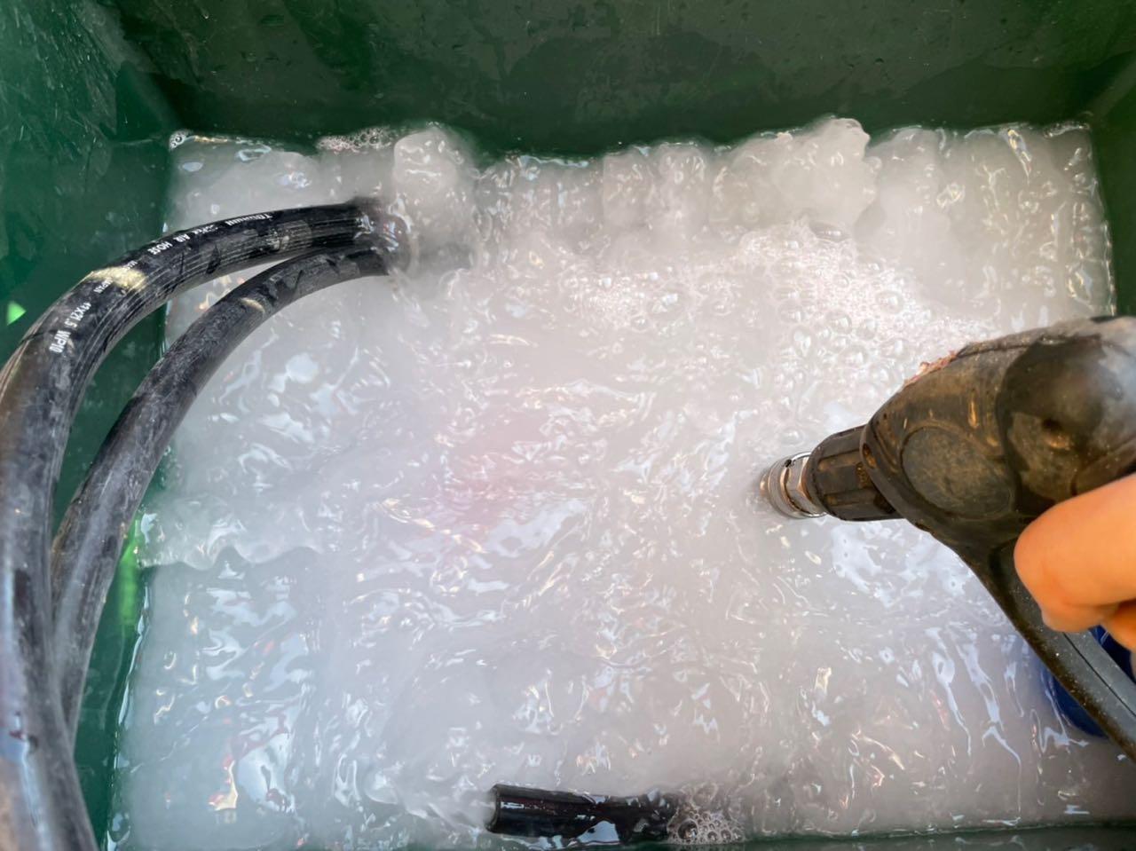 【バイオ洗剤準備】洗浄液攪拌