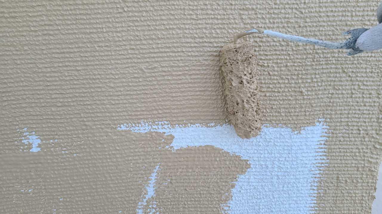 【外壁塗装1】中塗り