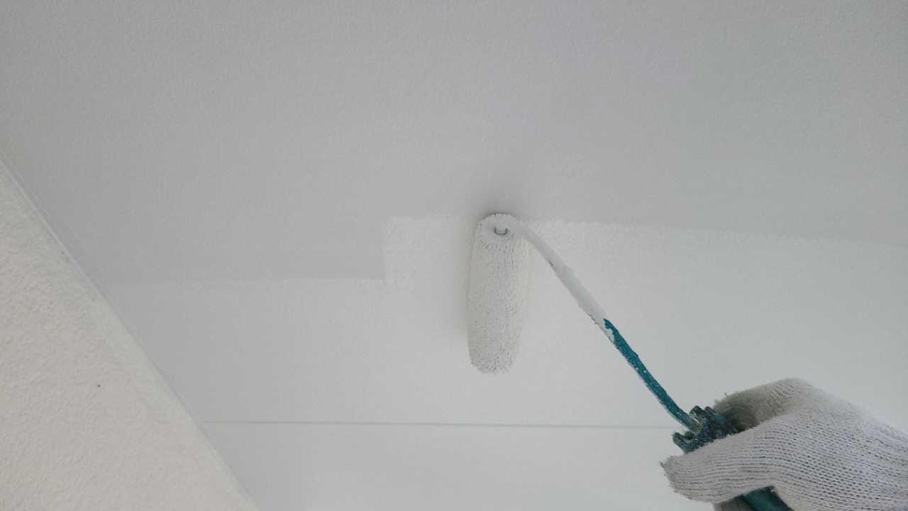 【軒天塗装】上塗り