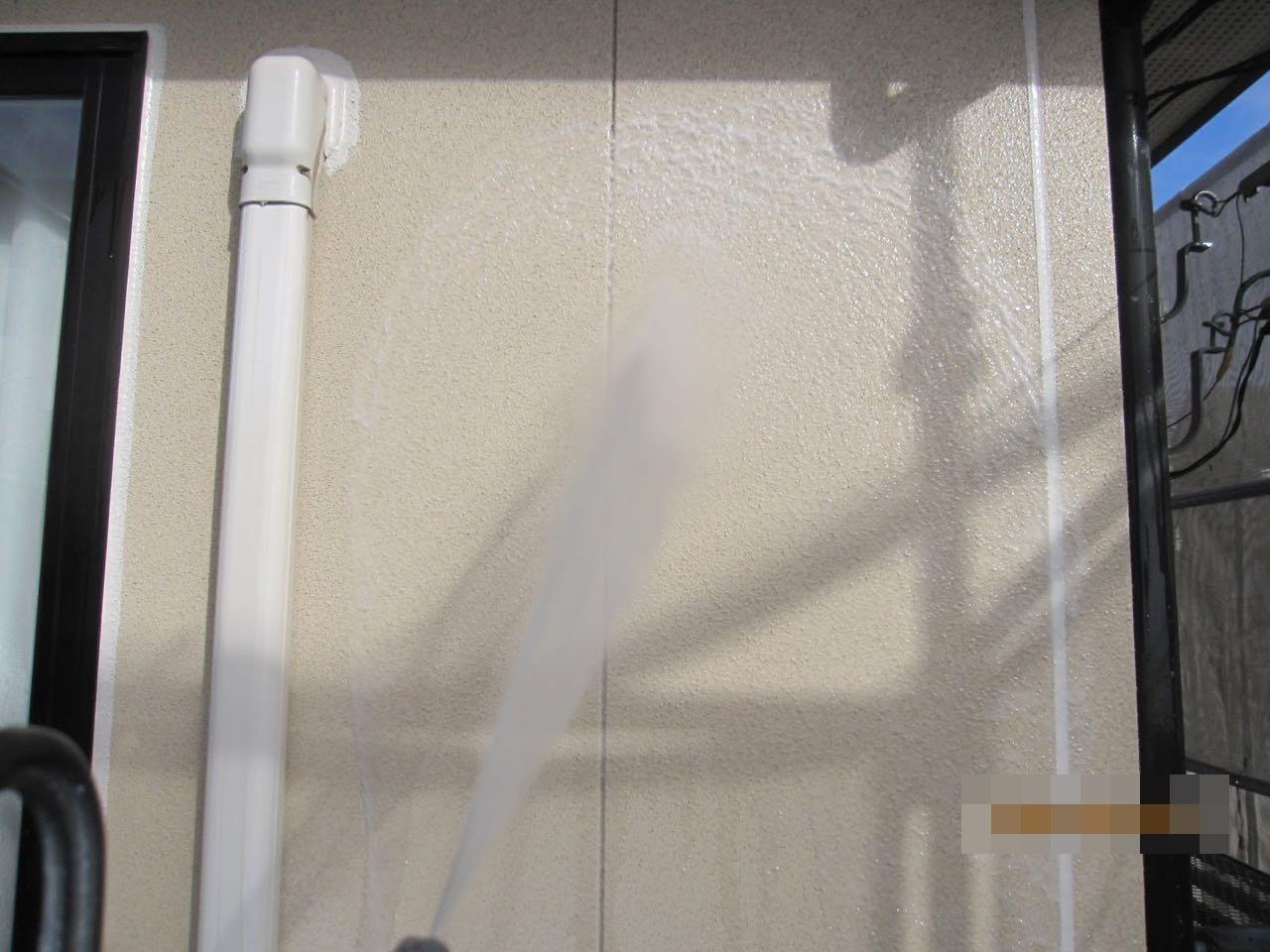 【外壁洗浄】バイオ洗剤塗布