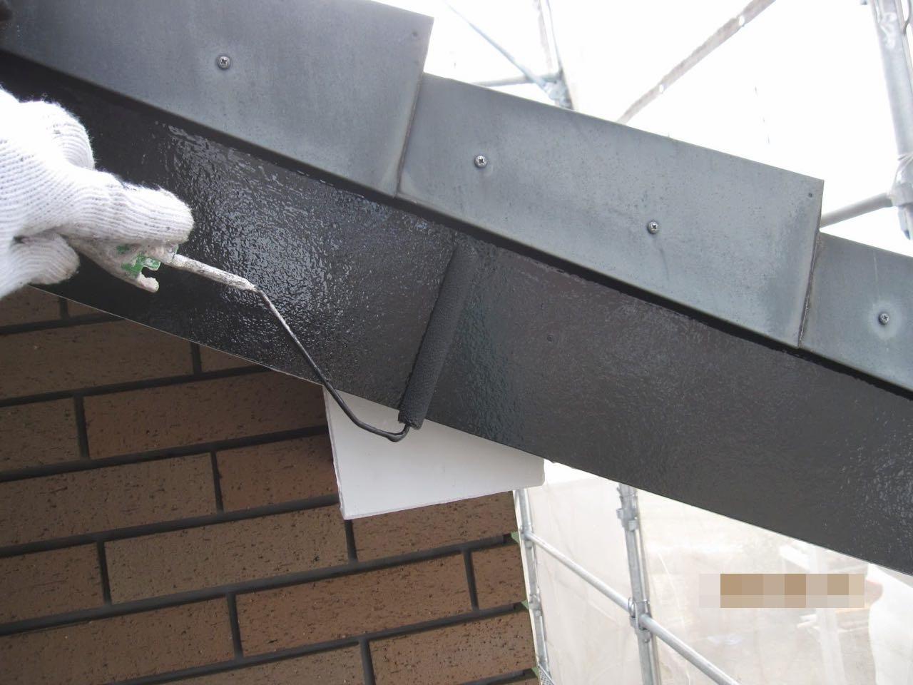 【破風・鼻隠し塗装】上塗り