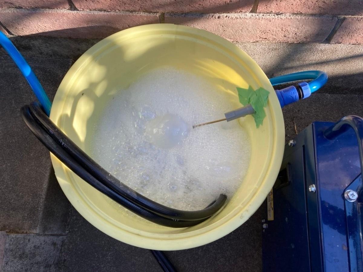 【バイオ洗剤準備】洗浄液攪拌