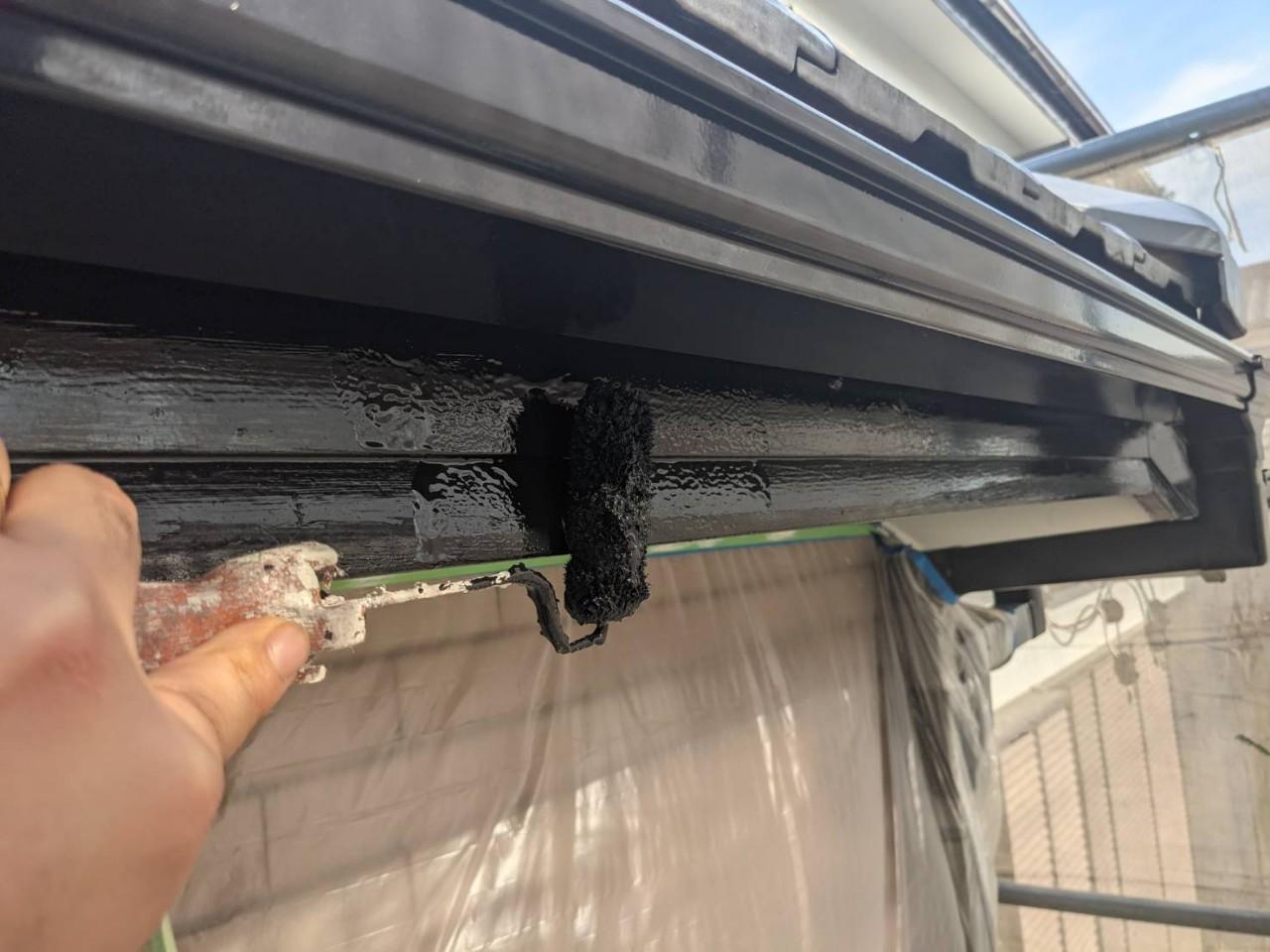 【破風・鼻隠し塗装】上塗り