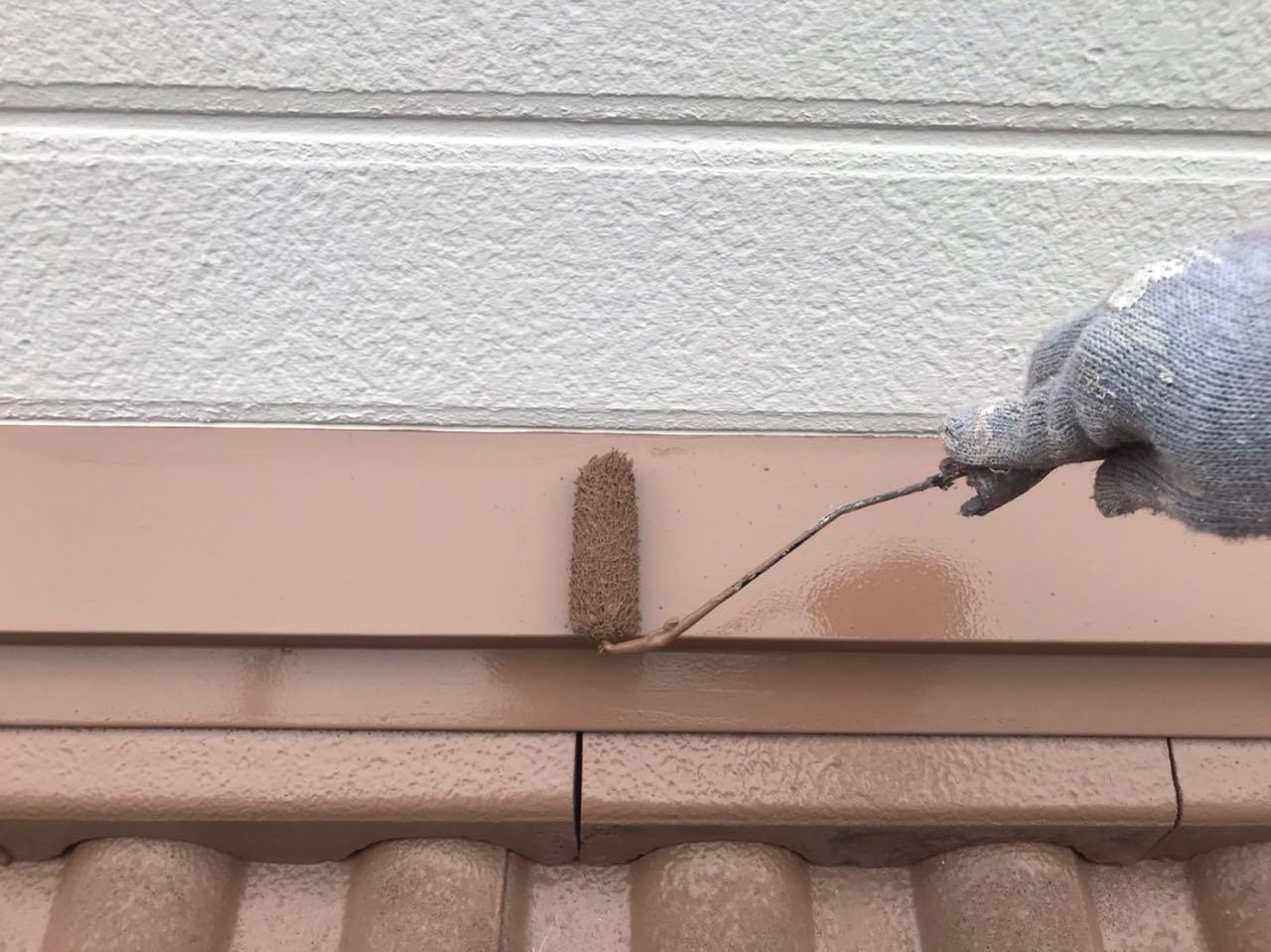 【屋根棟板金塗装】仕上げ塗装2回目