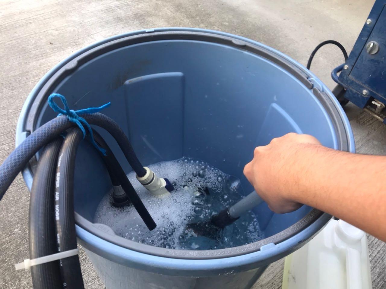 【バイオ洗剤準備】洗浄液攪拌