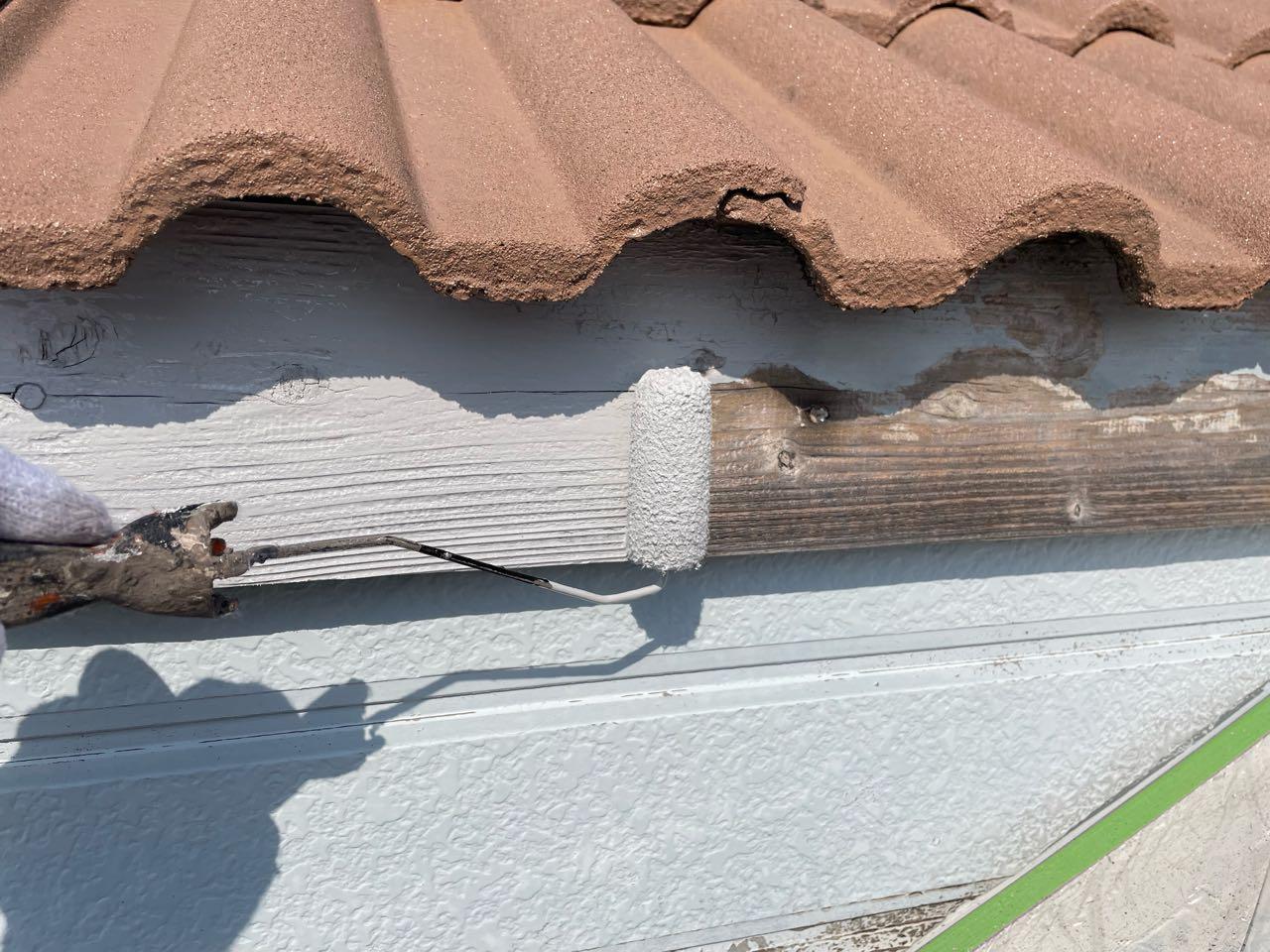 【破風・鼻隠し塗装】下塗り