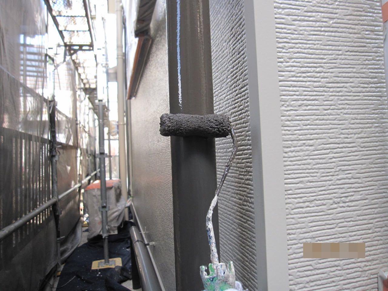 【雨樋塗装】下塗り