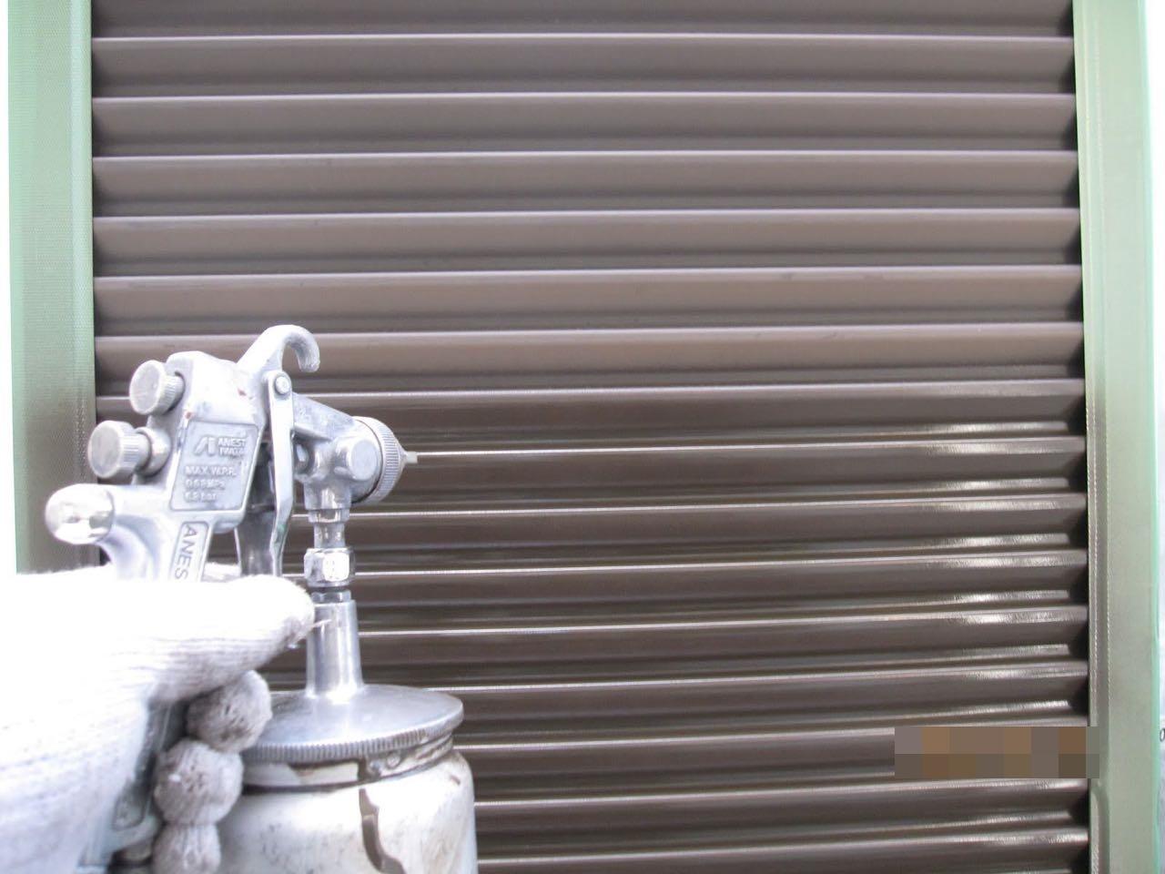 【雨戸塗装】下塗り