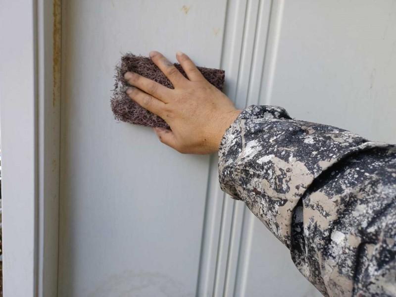 【笠木塗装】ケレン作業