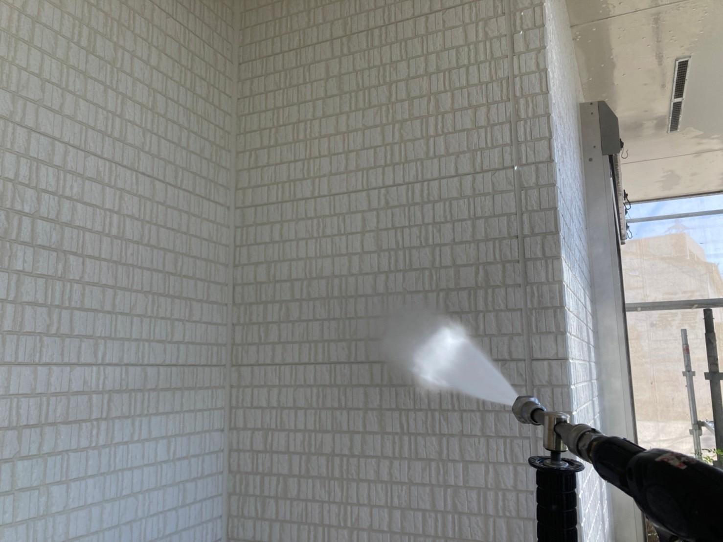 【外壁洗浄】高圧水洗浄