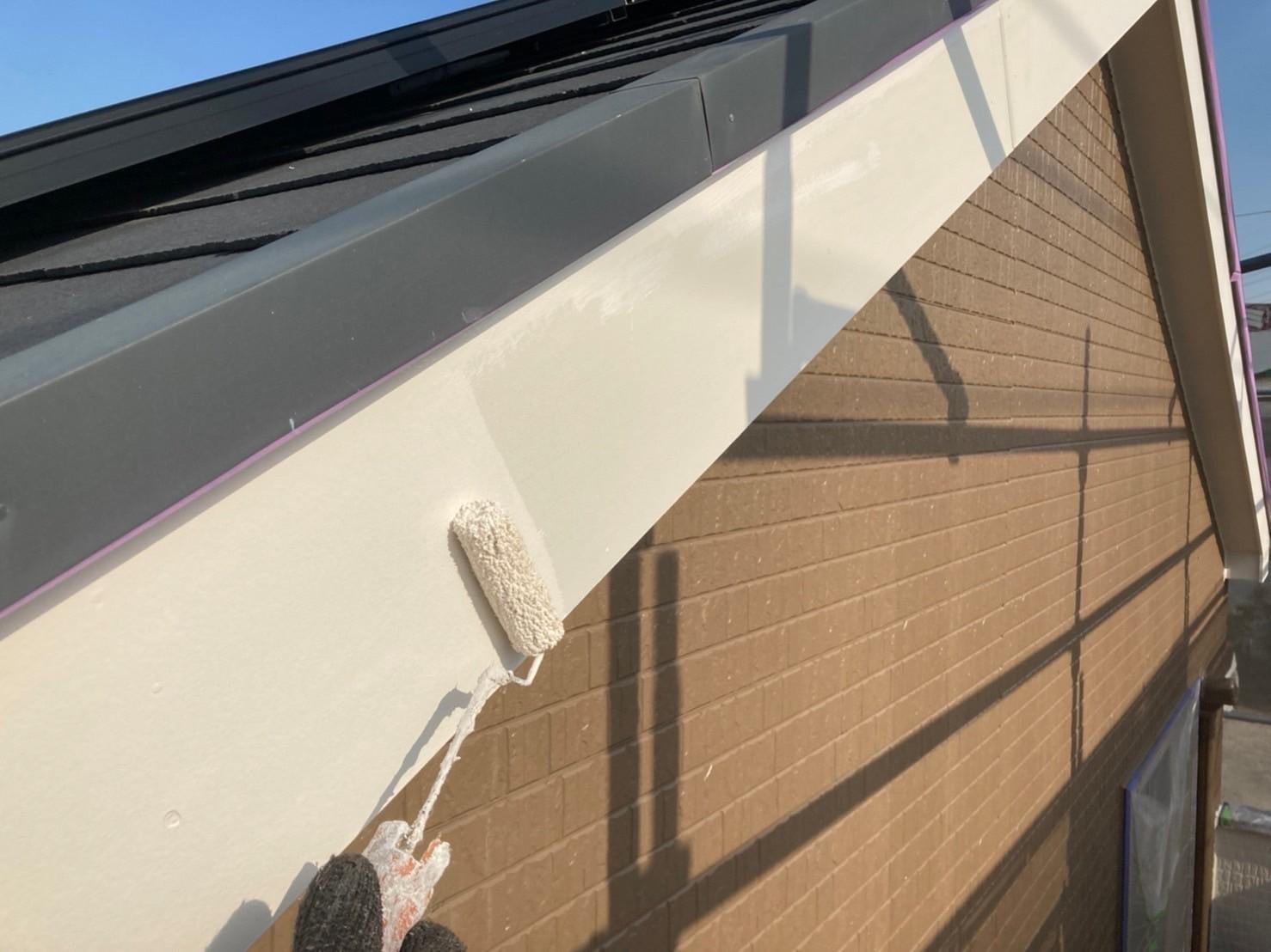 【破風・鼻隠し塗装】下塗り