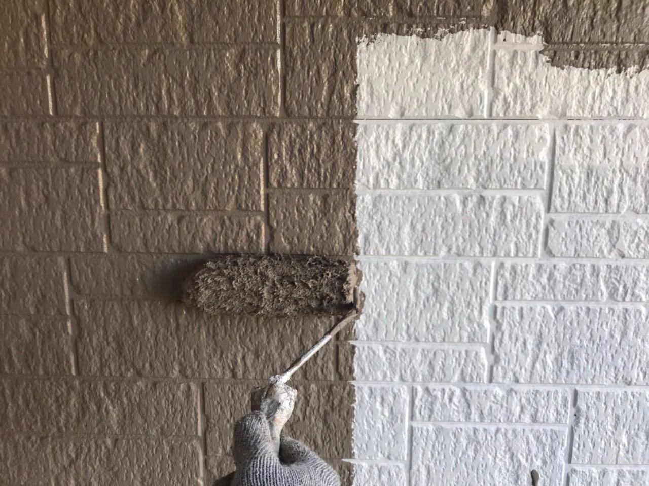 【外壁塗装1】中塗り