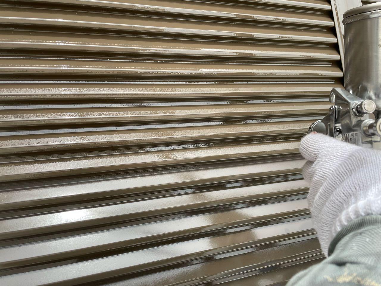 【雨戸塗装】上塗り