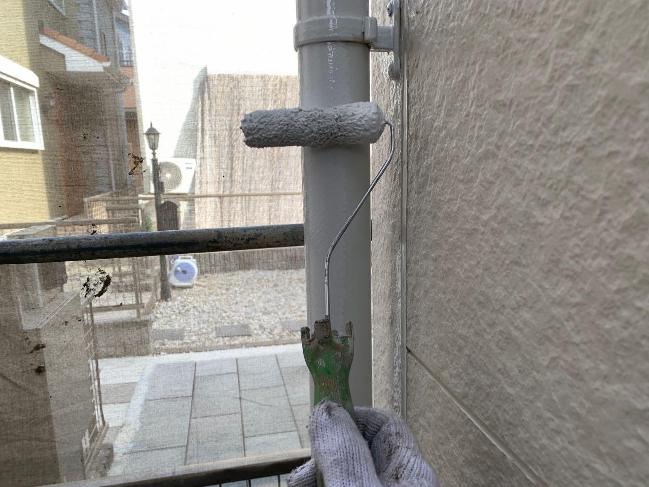 【雨樋塗装】下塗り